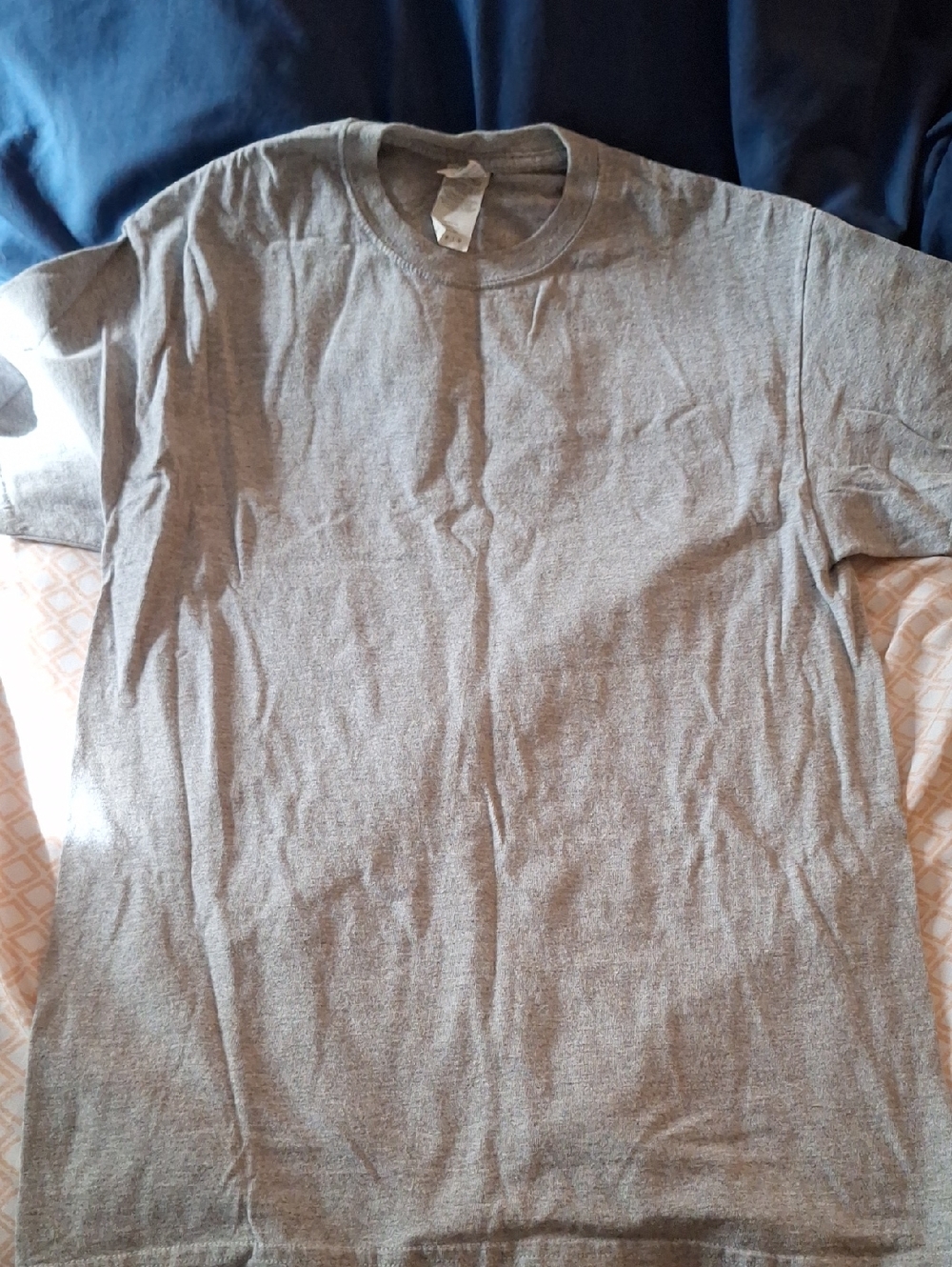 Gildan - Classic Crewneck T-Shirt